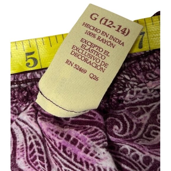 Large Faded Glory Purple Paisley Blouse With Ruffled Neckline & Short Sleeves - Picture 9 of 10